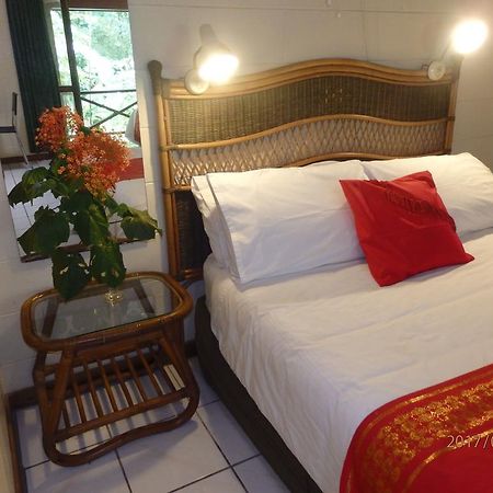 Daintree Deep Forest Lodge Кейп-Трибьюлейшн Экстерьер фото